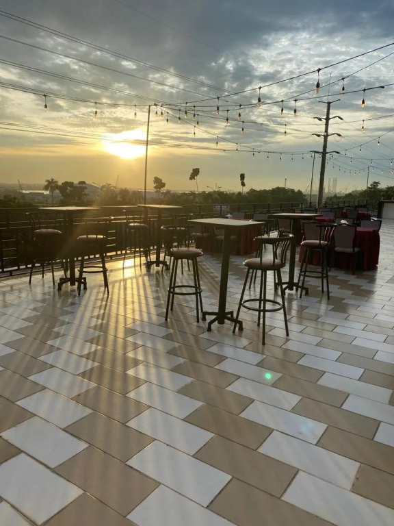 Os Hotel Tanjung Uncang Batam