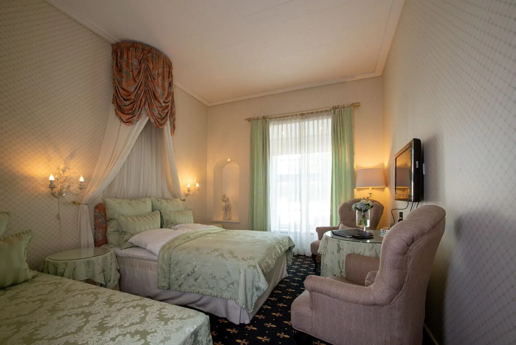 Store Restrup Slotshotel