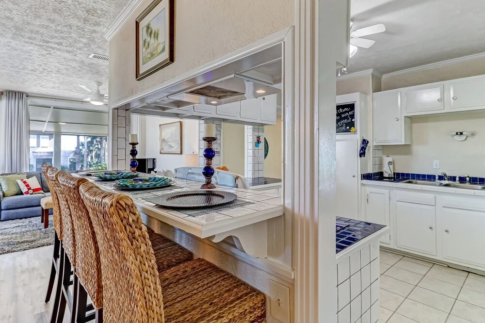 Dog Friendly Old Fernandina Style Home with Extra Studio Room by RedAwning