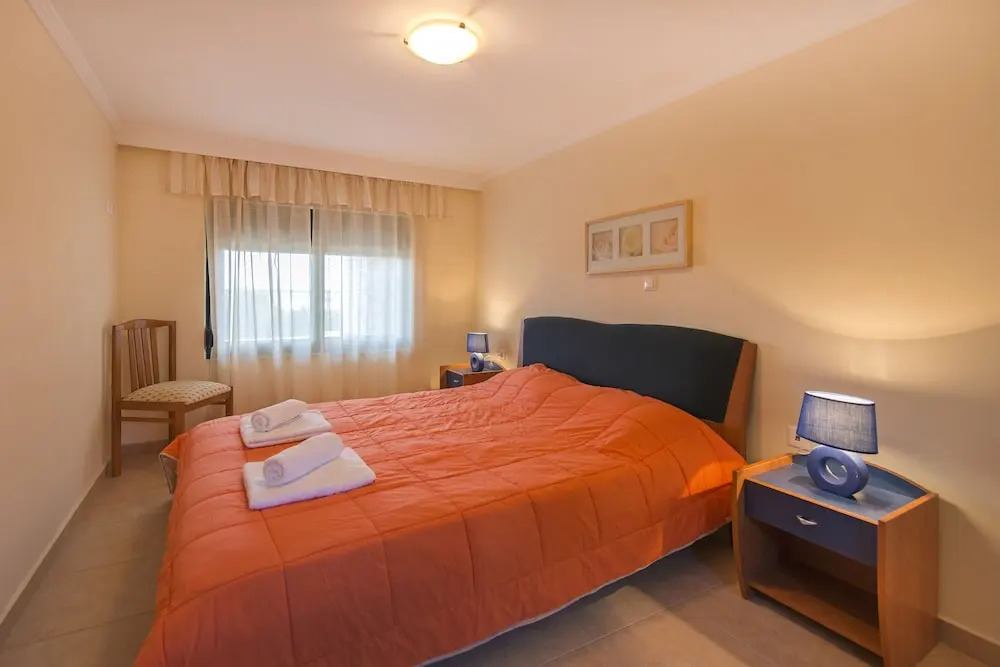 Theretra Kiotari Villas