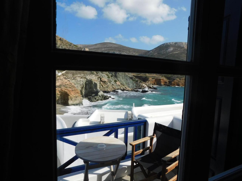 Pasithea Folegandros