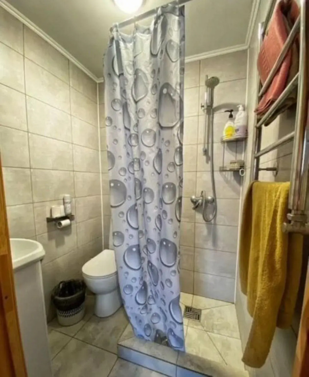 Дома на улице Коровники 64