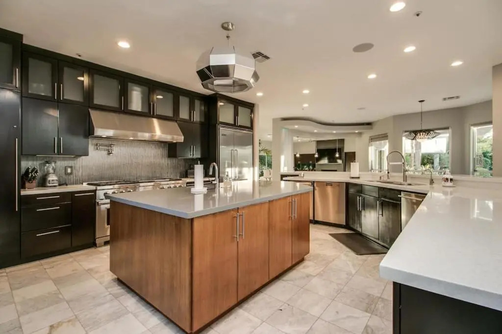 Stunning Private & Modern N. Scottsdale Estate!
