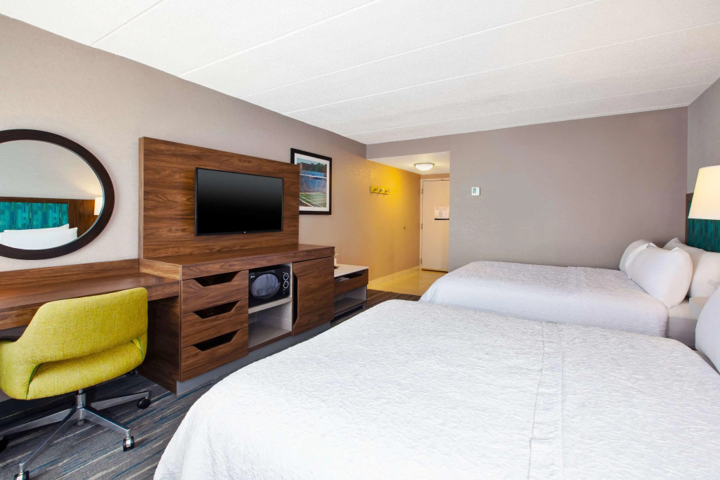 Hampton Inn College Park