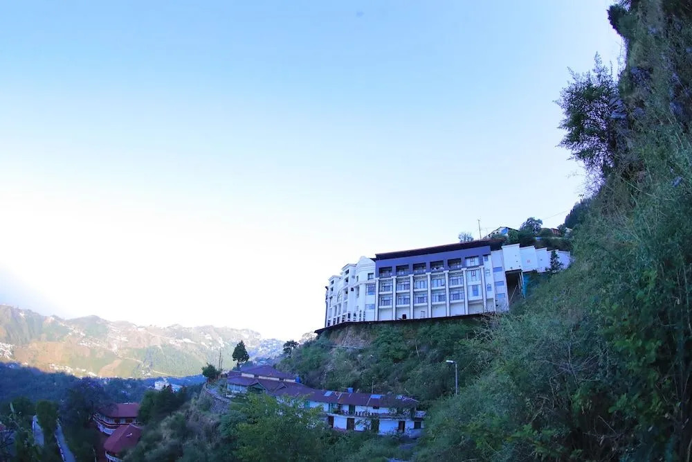 Lawrence Solitaire Resort, Mall road, Mussoorie
