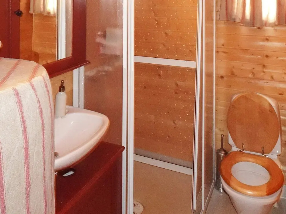 10 person holiday home in Svingvoll-By Traum