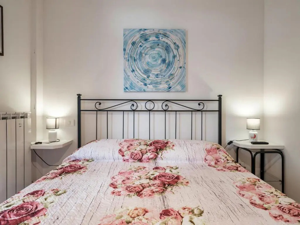 Flowered Balcony - 2 bedrooms apartment