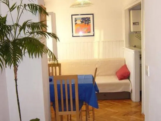 Apartment Viola