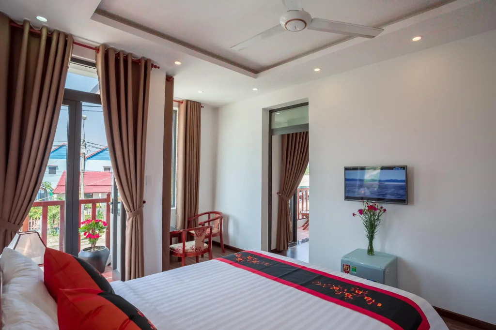 An Bang Beach Dolphin Homestay