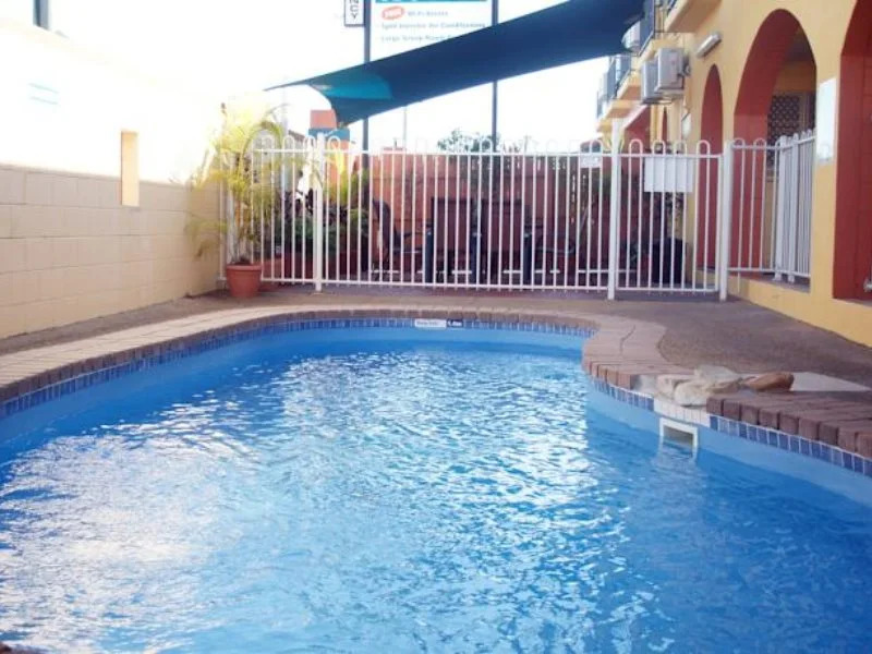 Cedar Lodge Motel