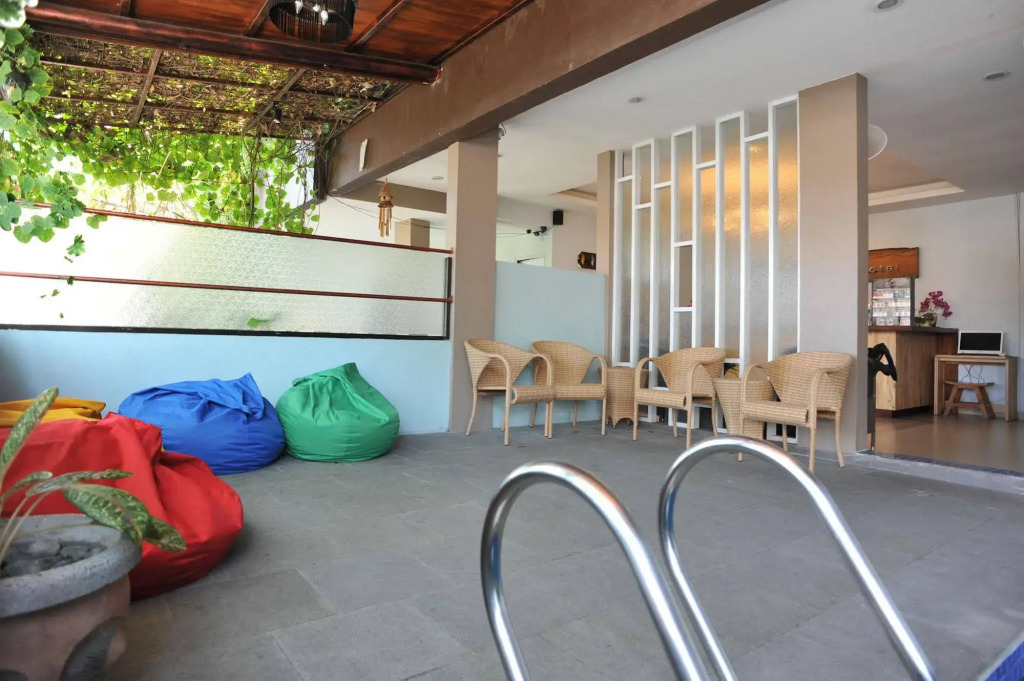 Airy Legian Batu Pageh Gang Melan Kuta Bali