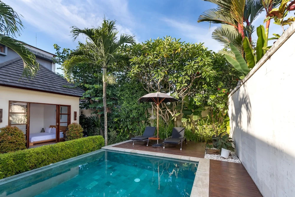 Villa Camilla 2 by Villa Finder