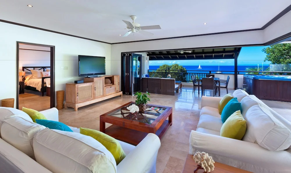 Condo Coral Cove Penthouse 15