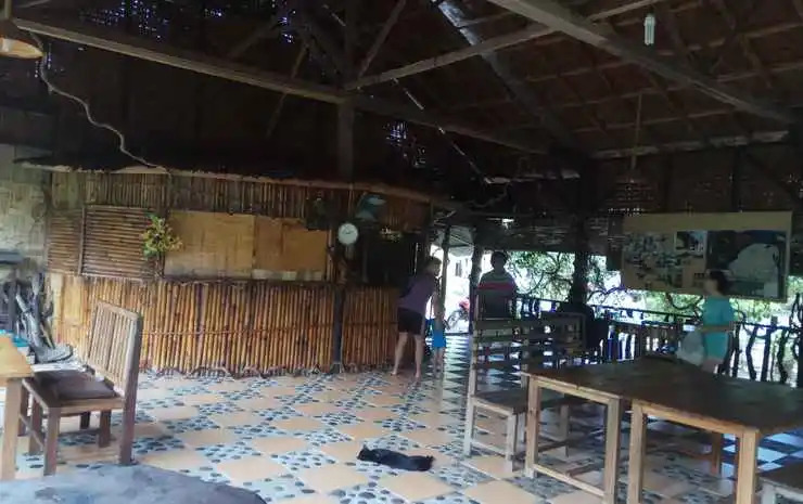 Tangkahan Inn