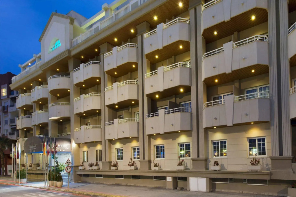 Elba Motril Beach & Business Hotel