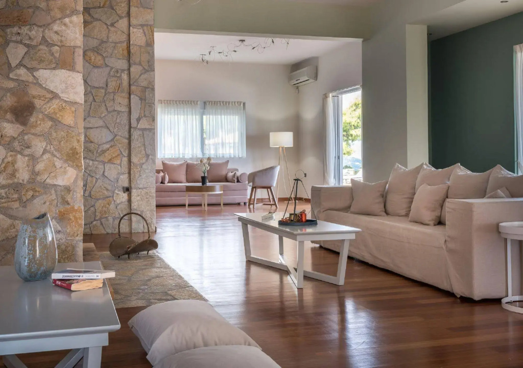 Serenus Luxury Villa