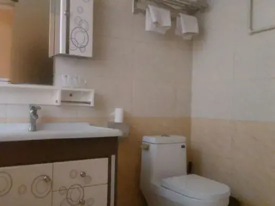 Wuji Zhengchang Hotel