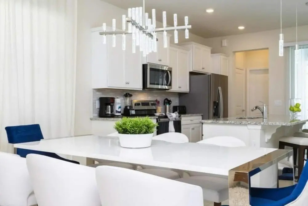 1807 Amazing brand new house
