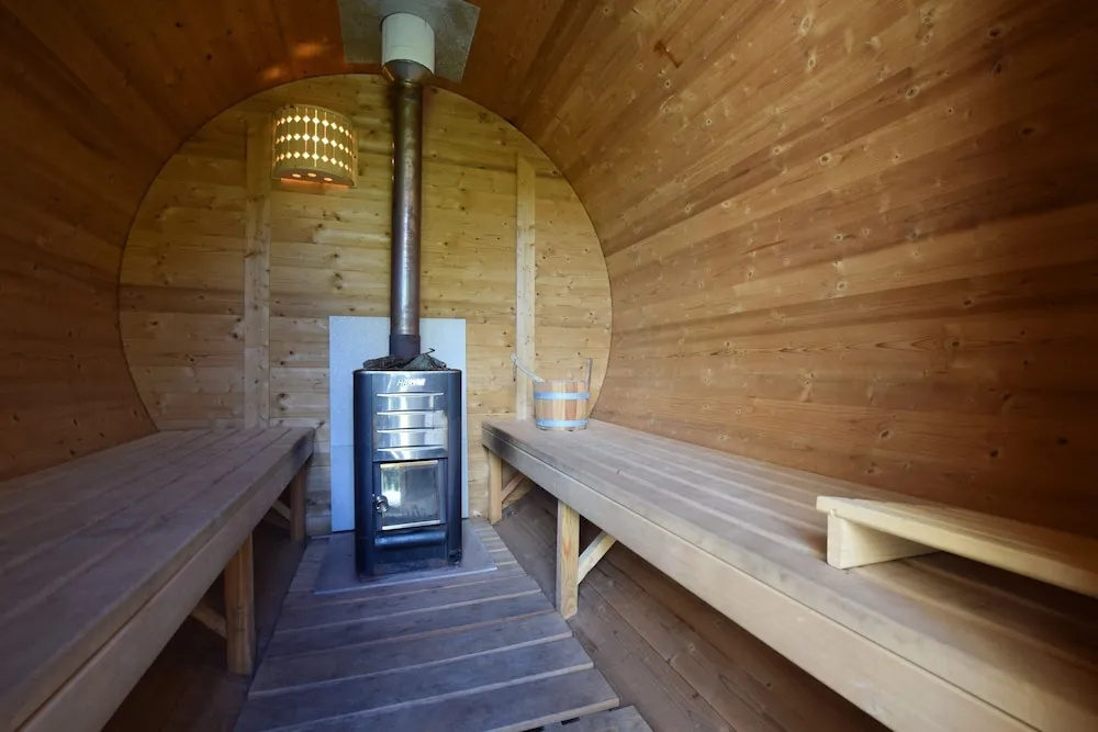 Luxury Holiday Home in Melreux-Hotton with Sauna