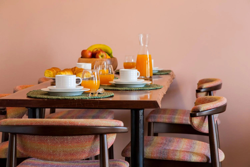 JOIVY Sublime 2BR Apt on Restauradores Sq., nearby Rossio Station