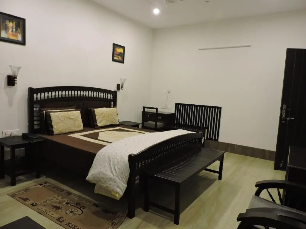 Pearl of Taj Home Stay