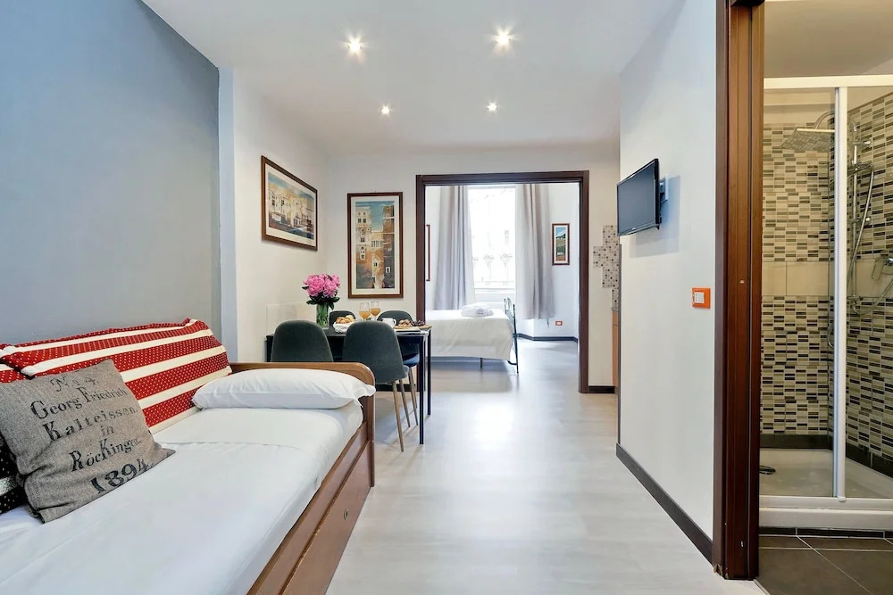Cavour Square Apartment