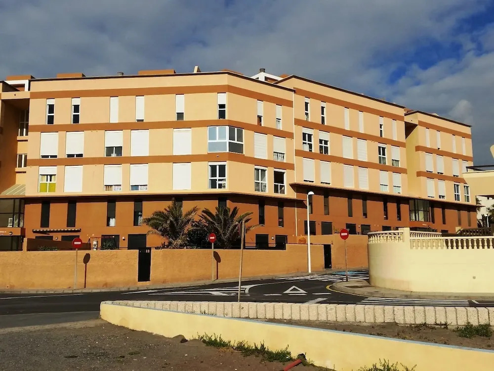 Alquilaencanarias-Medano, Cabezo beach, sea views