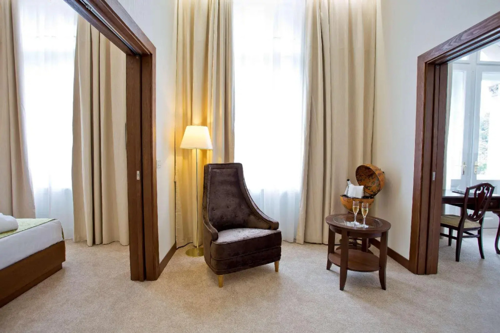 Palace Hotel