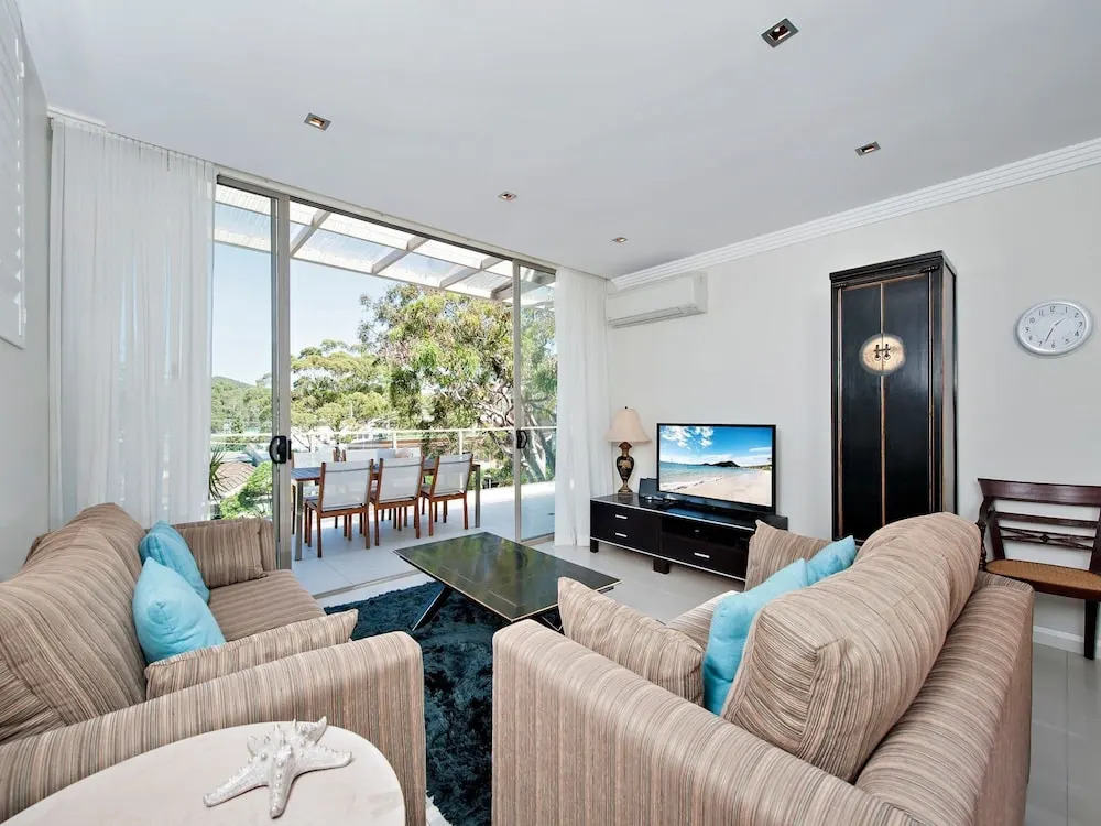 Aura Unit 12 - Shoal Bay