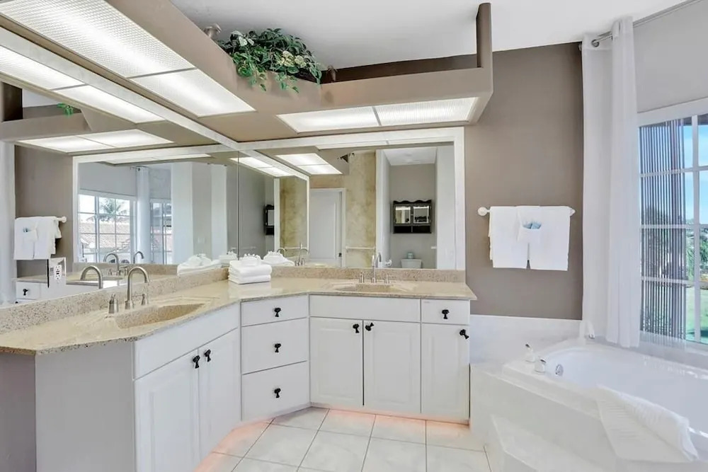 Juniper Ct. 939 Marco Island Vacation Rental 4 Bedroom Home