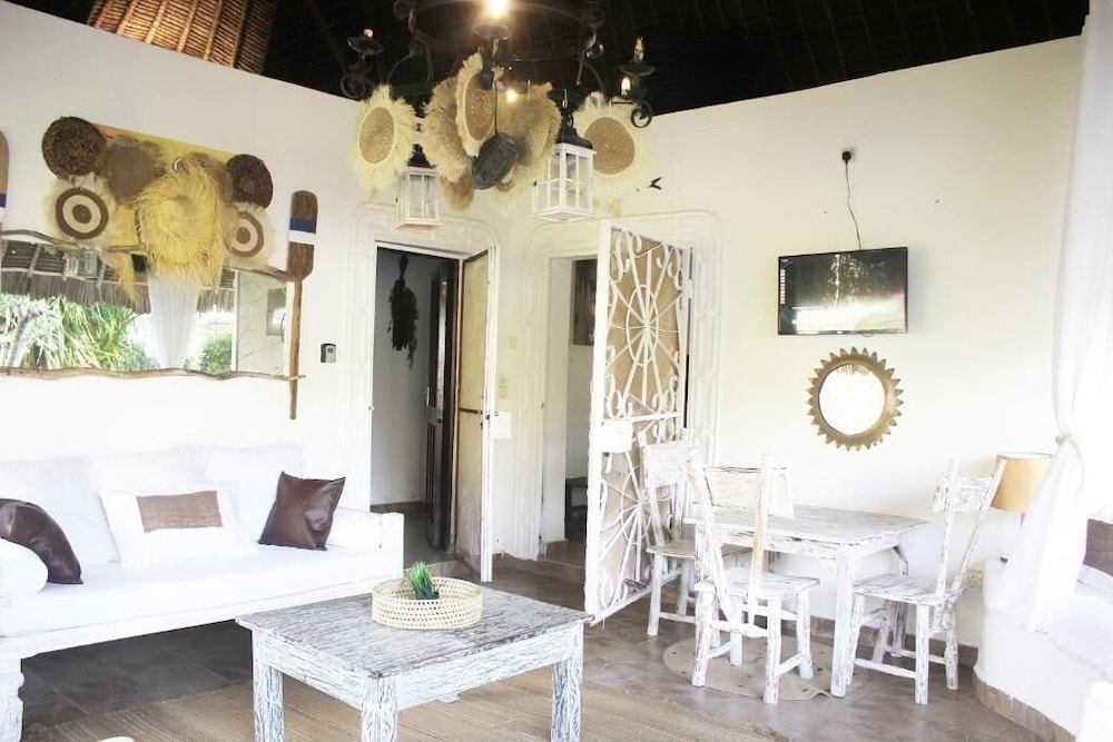 Diani Greenland villas