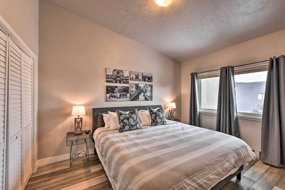Buena Vista Condo: 1/2 Mile to River & Main St!