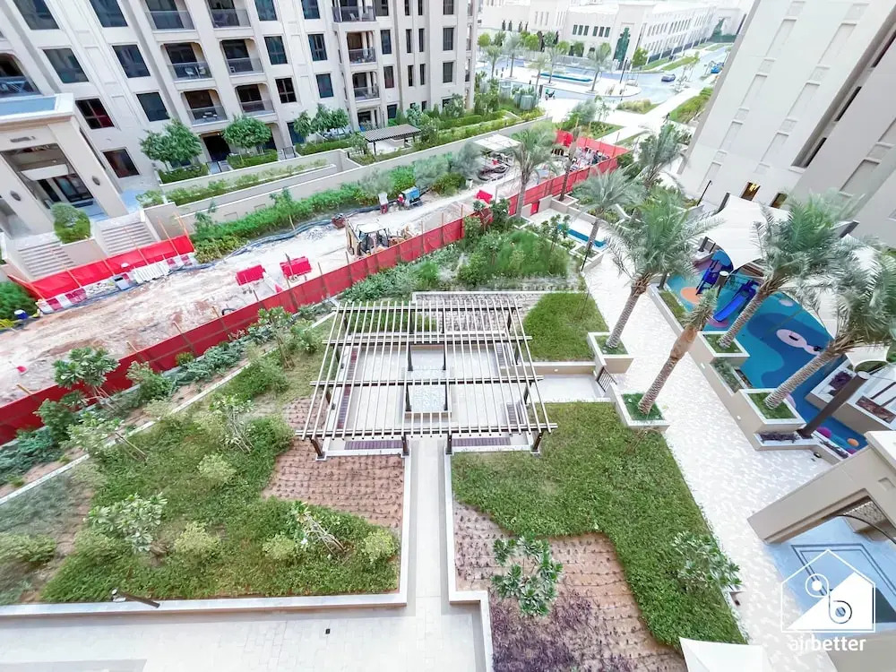 Luxury & Comfort 1B at Al Jadeel 2 Jumeirah Living