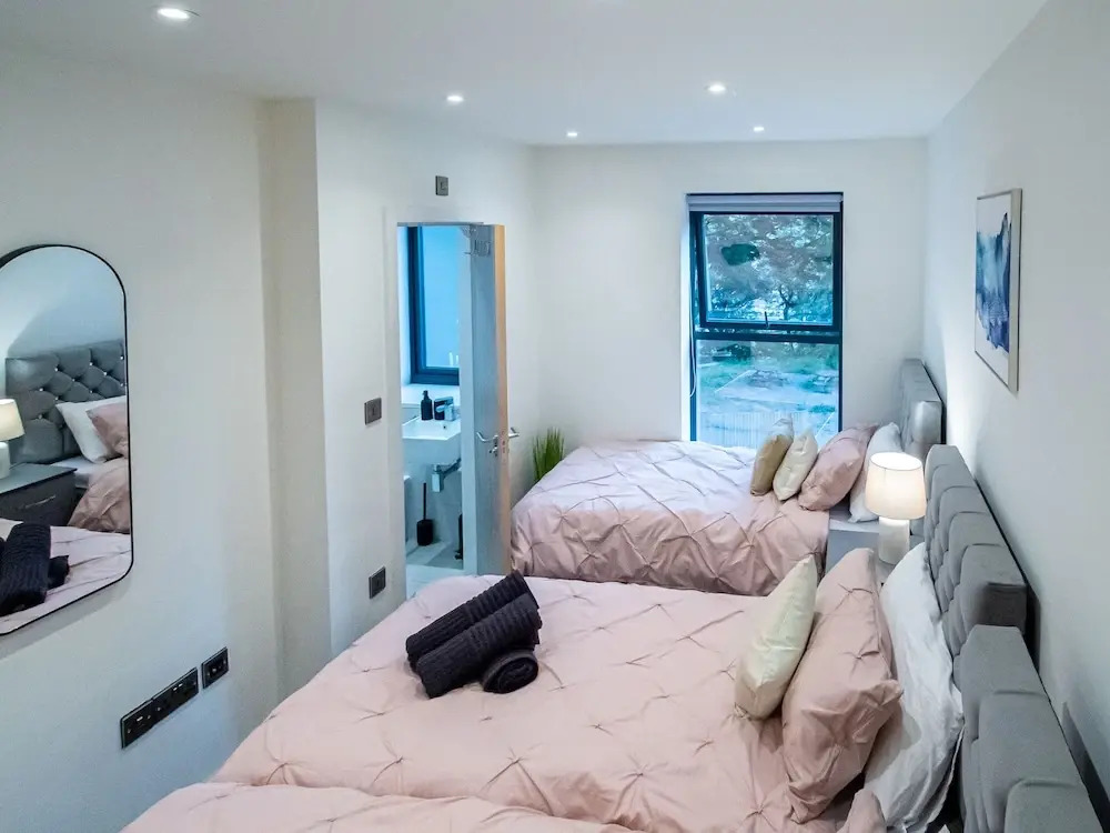 Hayy Collection Townhouse Living at Cliff Oaks