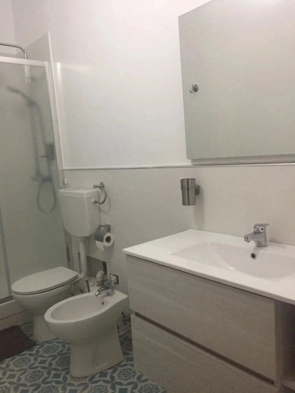 Salernoportodamare Train Station Room