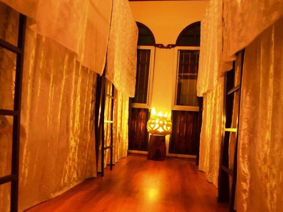 Hotel Ceylon