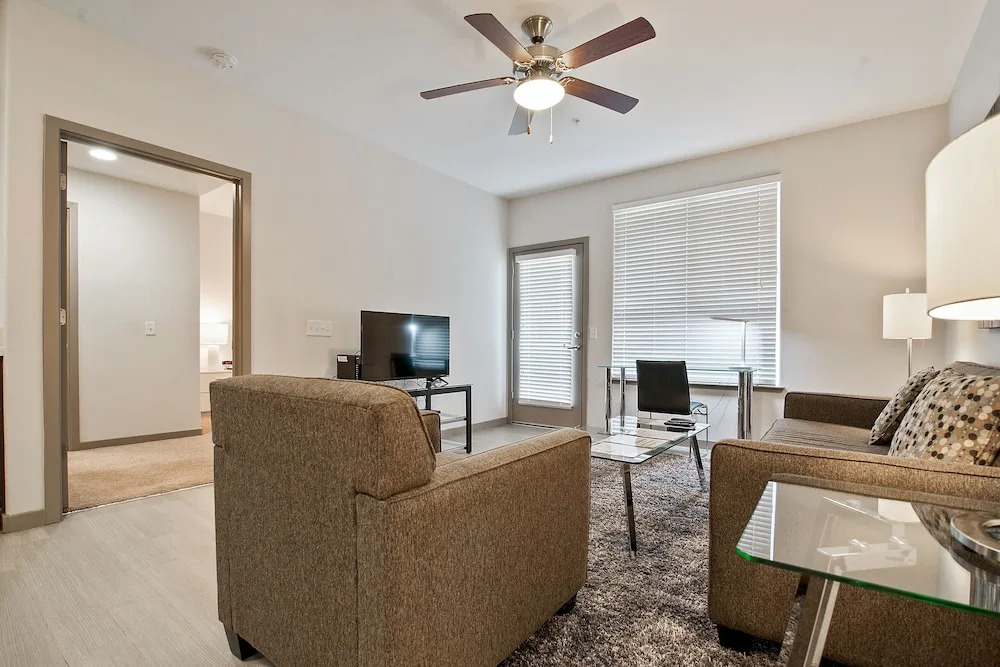 Global Luxury Suites Austin Downtown