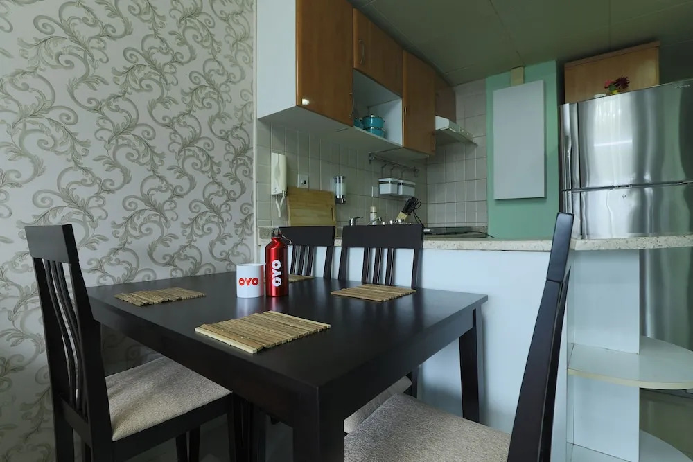 OYO Home 301 2BHK Dubai Gate 1 JLT