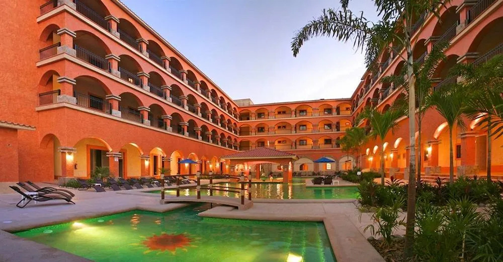 Marina Park Plaza