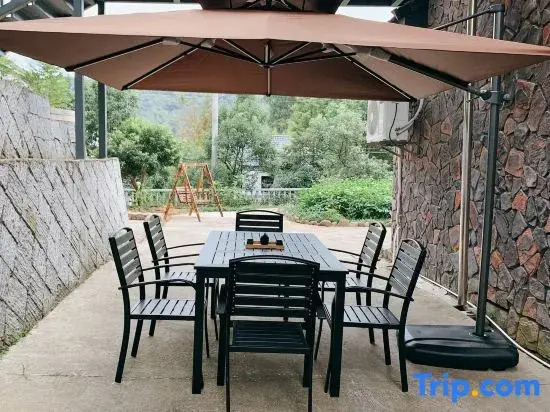 Zhu Huali B & B