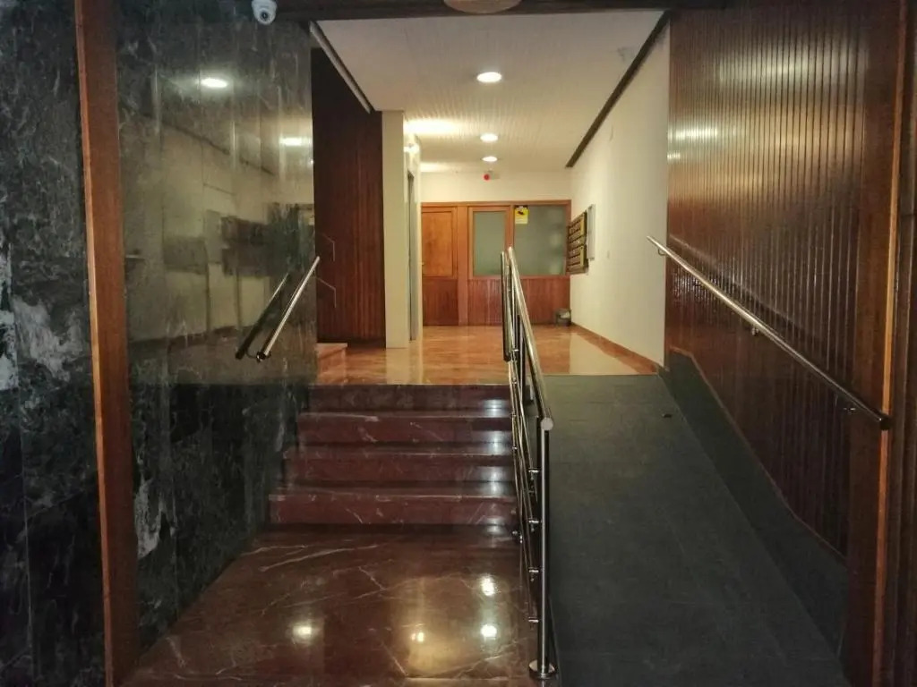 Apartamentos Dos Torres Frodo - Parking privado gratis
