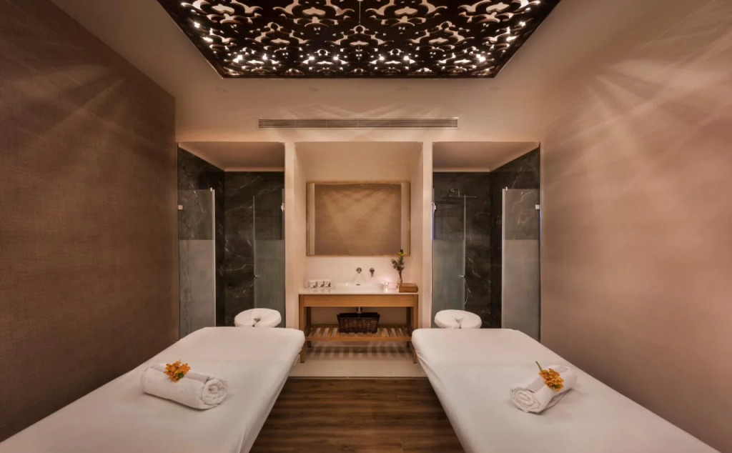 The Setai Bayit Bagalil