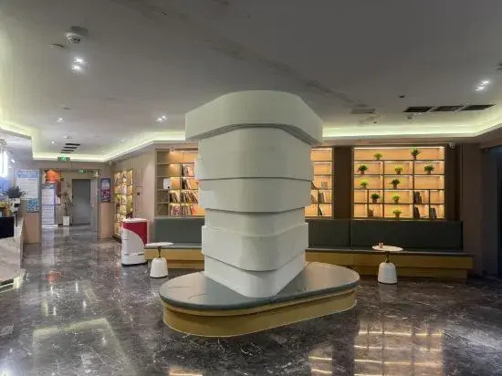 Leqi Light House Hotel (Yiwu International Trade City Binwang Night Market Pedestrian Street Branch)
