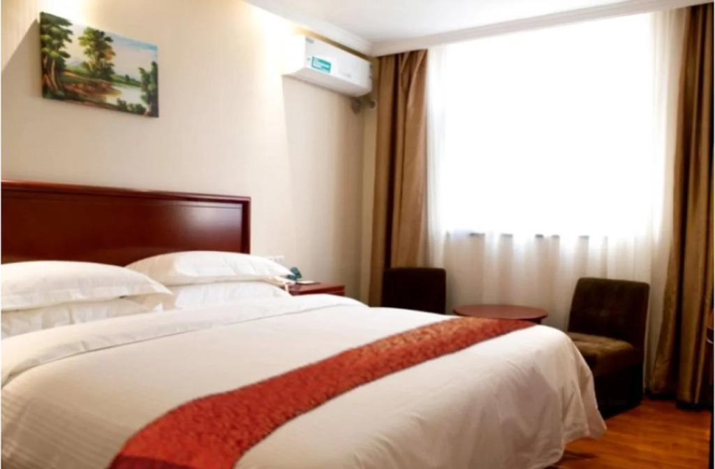 GreenTree Inn High Tech Changzhi Road Subway Station Business Hotel