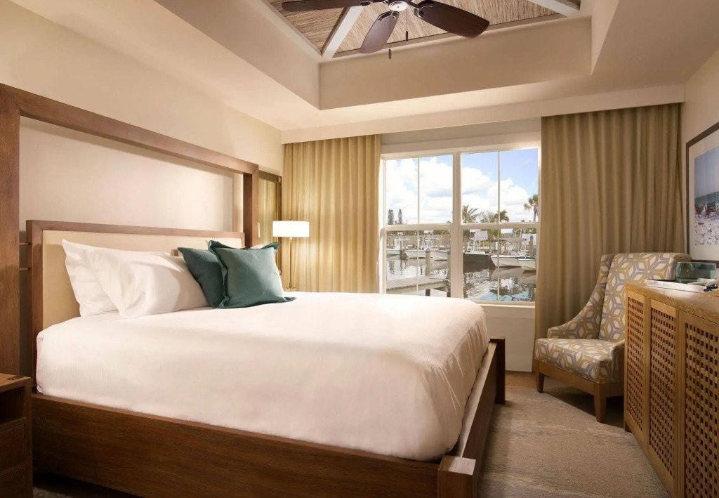 Waterline Villas & Marina, Autograph Collection