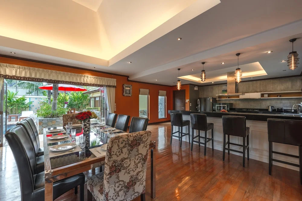 Private 6BR Tropical Estate near Nai Harn Beach