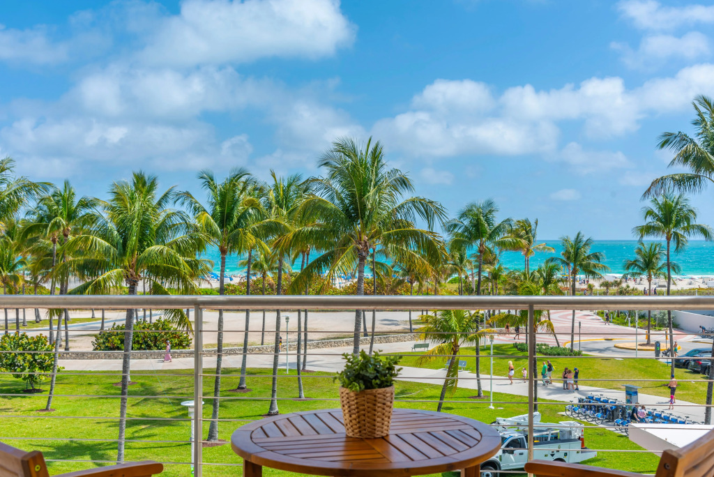 Bentley Hotel South Beach