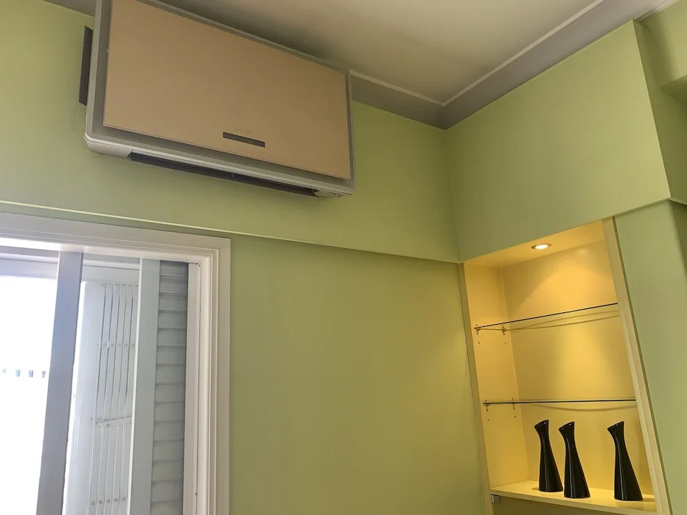 Urban flat next to Syntagma Square