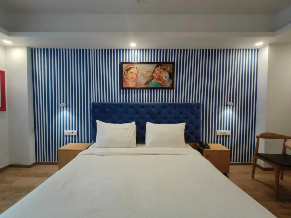 Townhouse Aerosky Grand Near Dwarka Sector 21 Metro Station