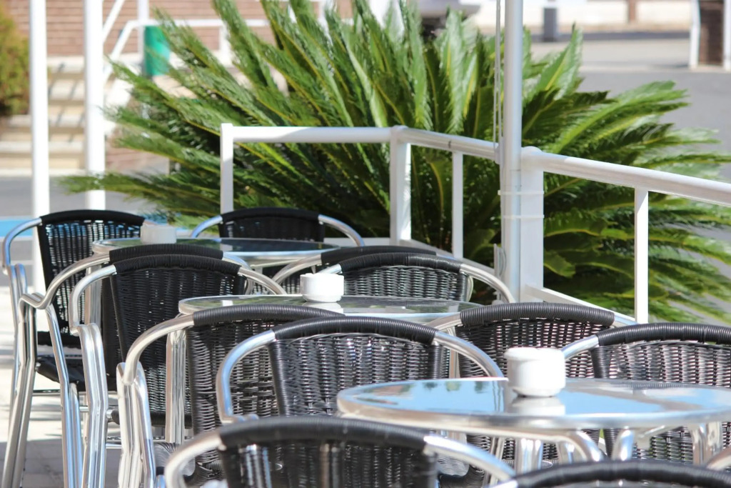 Hotel Azar